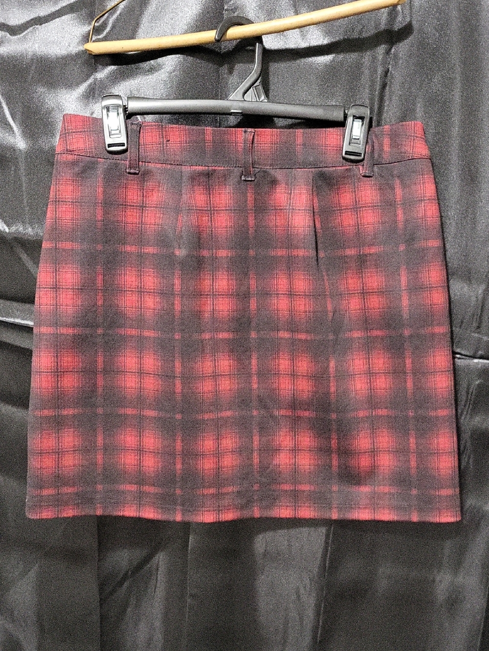 Maurices Red And Black Plaid Mini Skirt - Picture 2 of 8